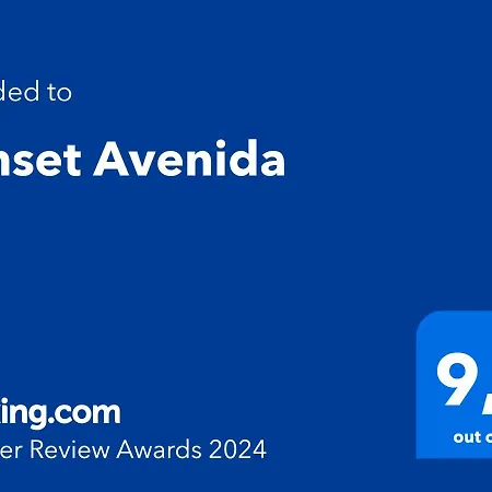 Sunset Avenida