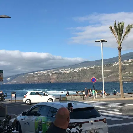 Sunset Avenida * Puerto de la Cruz (Tenerife)