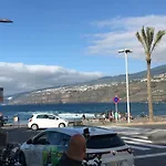 Sunset Avenida * بويرتو ذي لا كروز