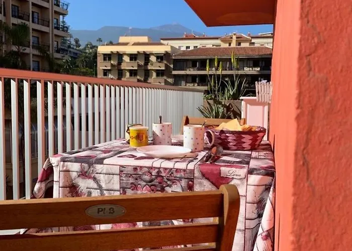 Sunset Avenida Puerto de la Cruz (Tenerife)